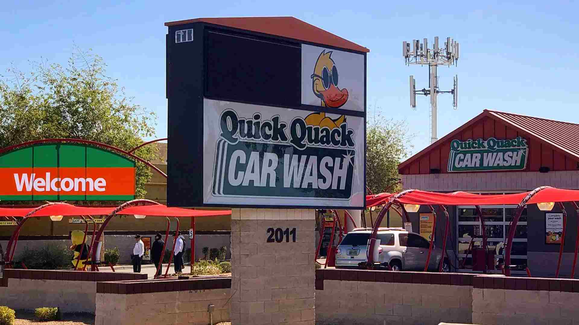 Quick Quack Car Wash - Cactus