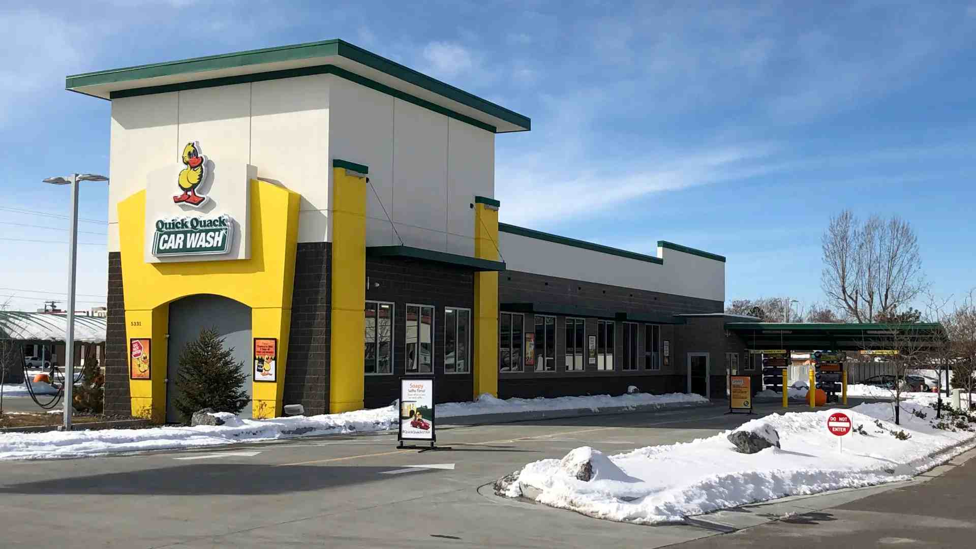 Quick Quack Car Wash - Roy