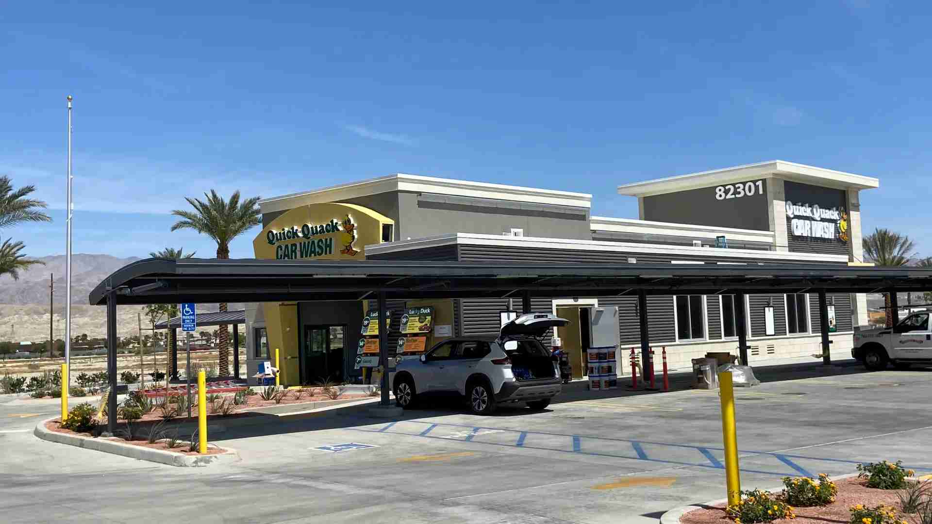 Quick Quack Car Wash - Indio
