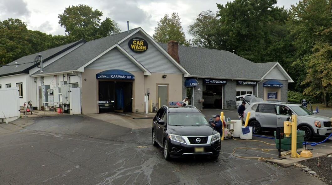 Russell Speeder's Car Wash - Middletown Township 