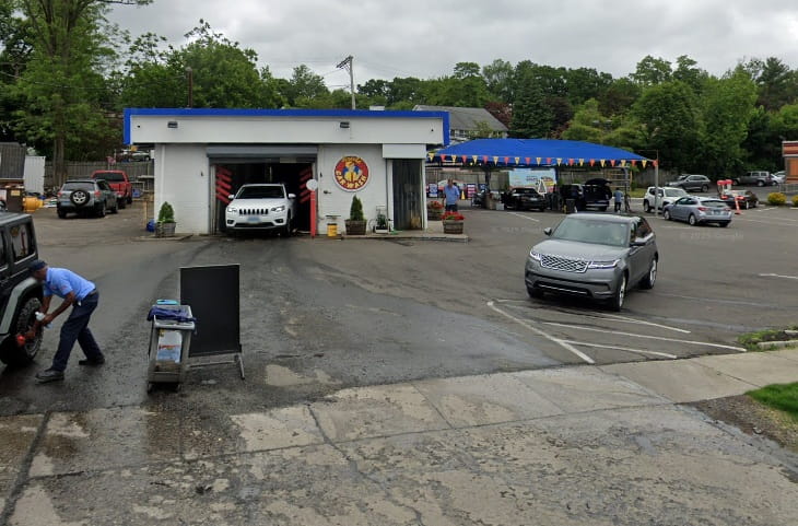 Speeder's Car Wash - Southport
