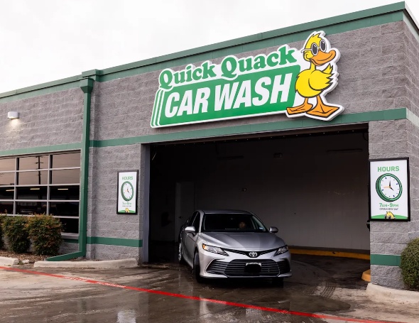 Quick Quack Car Wash - DFW The Colony