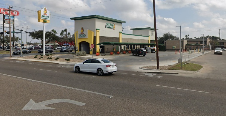 Quick Quack Car Wash - McAllen 10th Street