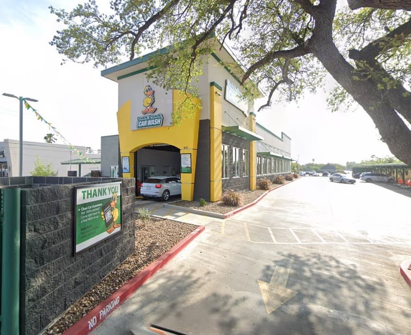 Quick Quack Car Wash - Pharr West (Sam's Club)