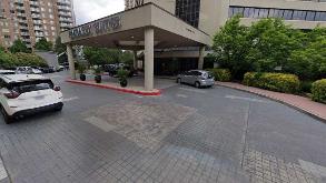 Embassy Suites by Hilton Crystal City National Airport (DCA) Airport Parking