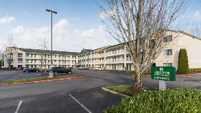 Photo of HomeTowne Studios by Red Roof Inn (SEA) Hourly Parking spot, located 8.6 mi away from WA