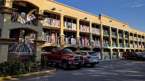 Red Carpet Inn FLL Airport Parking