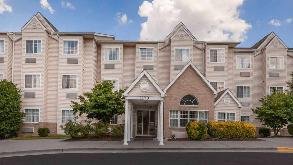 Microtel Inn and Suites by Wyndham BWI Airport Parking