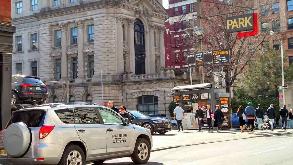 395 Broome St Parking