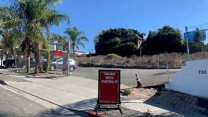 755 W Laurel St Parking P1082
