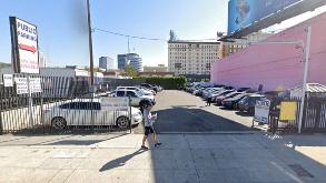 1726 N Cahuenga Blvd Parking