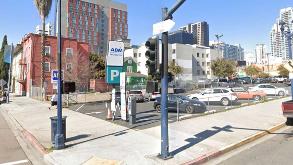 Photo of 939 11th Ave City Parking spot, located 3.5 mi away from CA