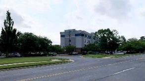 Springhill Suites Annapolis. - 189 Admiral Cochrane Dr Parking