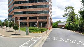 2101 Wilson Blvd Garage Parking
