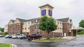 Photo of 1000 Park Lane Parking spot, located 4.5 mi away from PA
