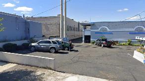 511 SE Stephens Street (Roseburg Value Inn) Parking