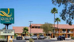 850 E Wickenburg Way Parking
