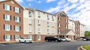 5535 Academy Way Parking