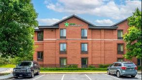 6620 Eli Whitney Drive Parking
