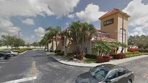 226 Summit Parkway Parking