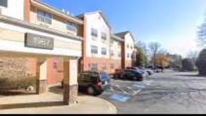 Atlanta_Marietta_Windy_Hill_1967_Leland_Dr.Parking