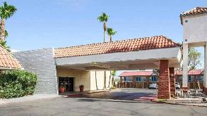 750 West Starr Pass Boulevard Parking
