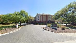 Charleston - Mt. Pleasant 304 Wingo Way Parking