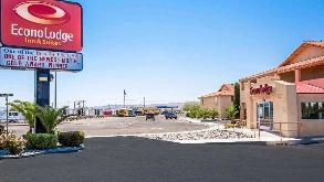 201 W Inyokern Rd (Econo Lodge Inn) Garage
