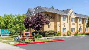 3000 Santa Rosa Ave Parking