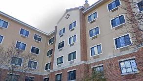 6800 Metropolitan Center Dr. Parking