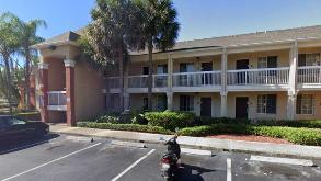 3873 West Commercial Blvd Parking