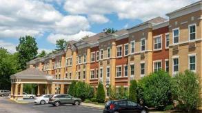 180 E. Main St. Parking