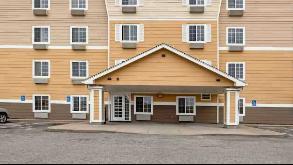 7525 W. Taft Parking