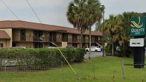 2625 State Road 207 Parking
