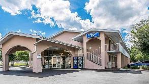 3459 Williston Road Parking