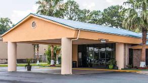 1024 East Oglethorpe Hwy Parking