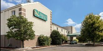 Photo of 658 Westdale Dr Parking spot, located 3.9 mi away from KS