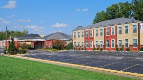 115 Skypark Drive Parking
