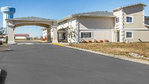Photo of Comfort Inn Bolivar 2451 W Tower parking spot, located 8.5 mi away from MO