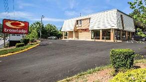 190 Tunnel Road Parking