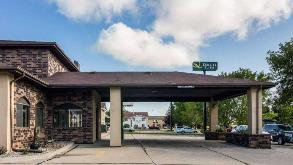 1415 35th St S Parking