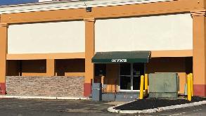 1200 Crescent Blvd Parking