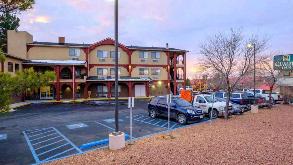 1120 Hwy 180 E Parking