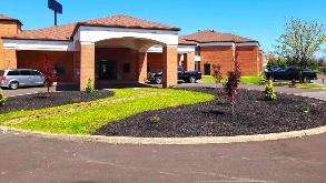 901 Dick Road Parking P8023