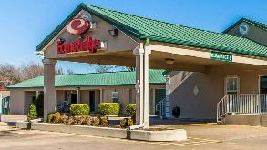 3910 SE Nowata Rd Parking