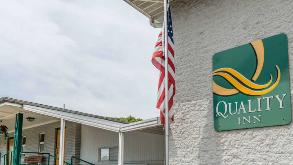Photo of 405 Butler Rd Parking spot, located 0.8 mi away from PA