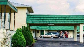 4130 Birney Ave Parking