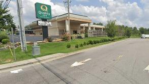 116 Luyben Hills Rd Parking