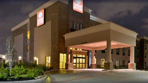 7707 West Sam Houston Pkwy S Parking