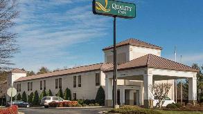 5240 Arpt Square Lane Parking